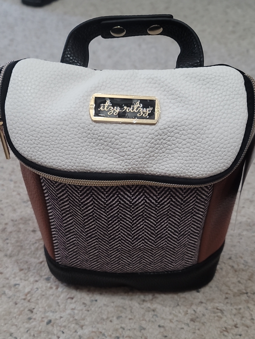 Itzy Ritzy Chill Like a Boss White, Brown & Black Herringbone Bottle Bag